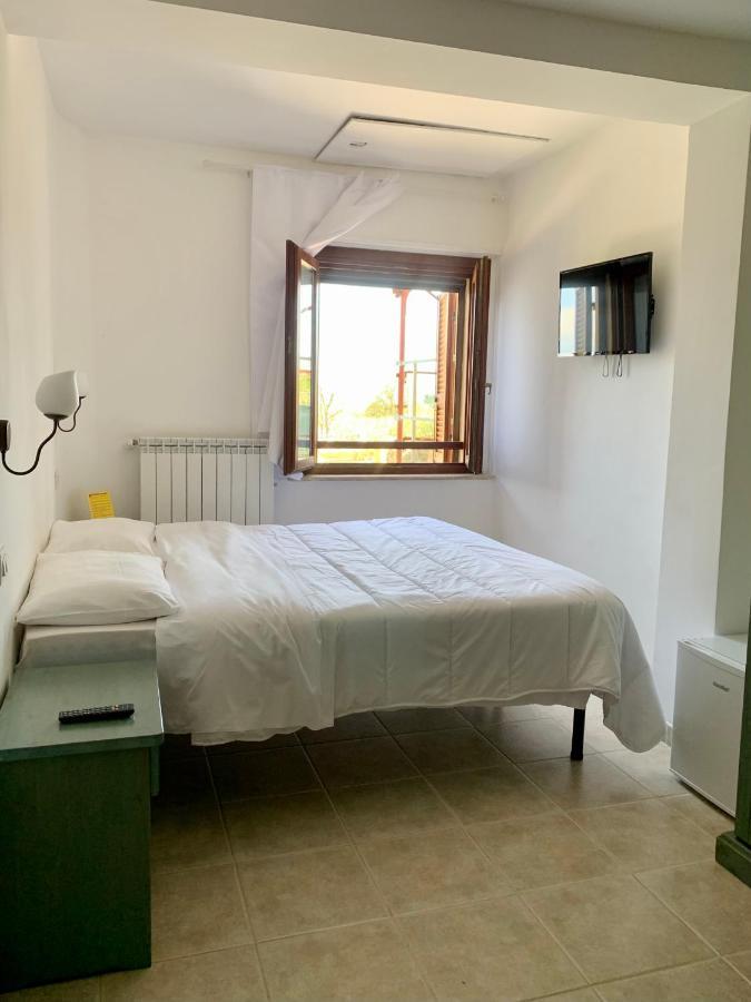 Chiaraluce Country House Massignano Luaran gambar